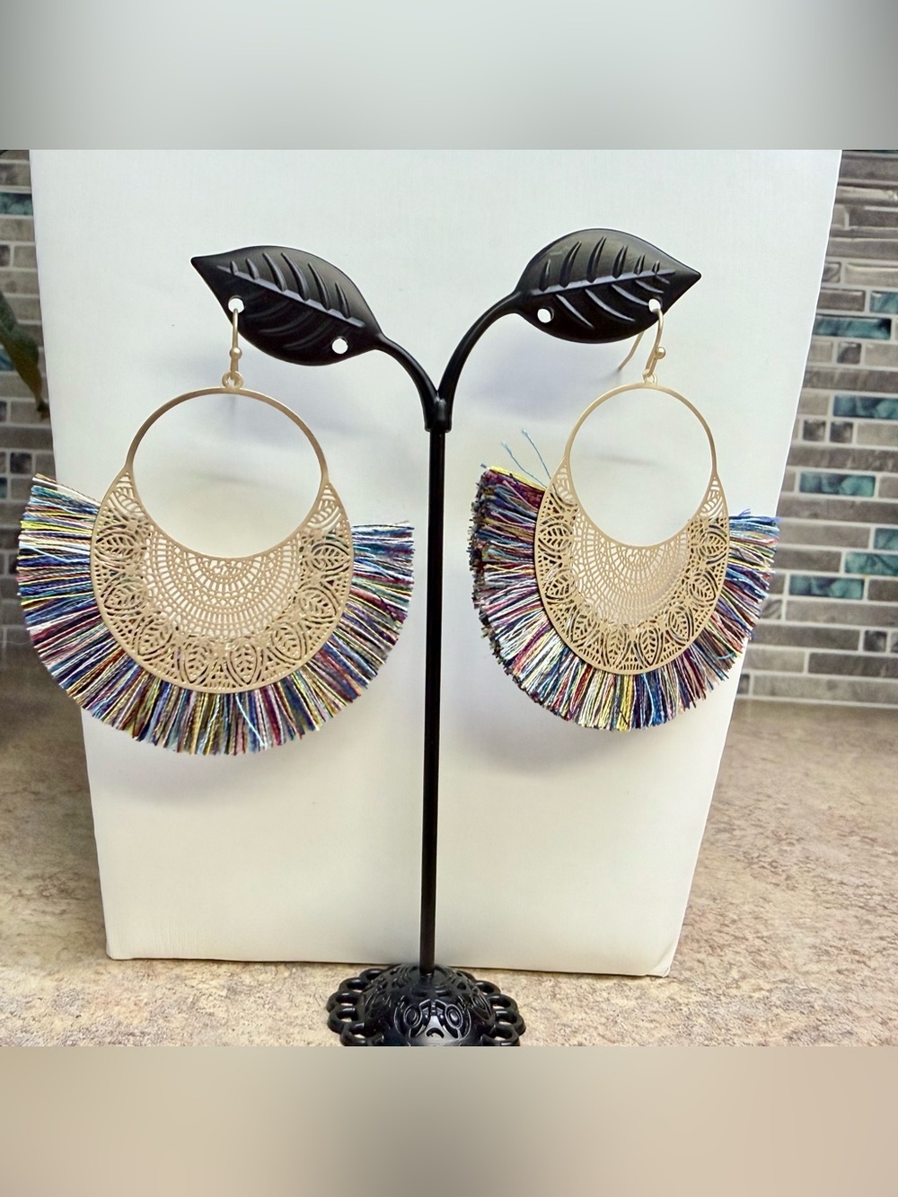 Bohemian fan shaped gold filigree earrings - Picture 1 of 3